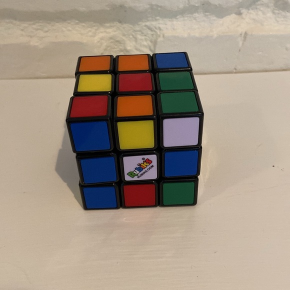 Classic rubik’s cube - Picture 2 of 2
